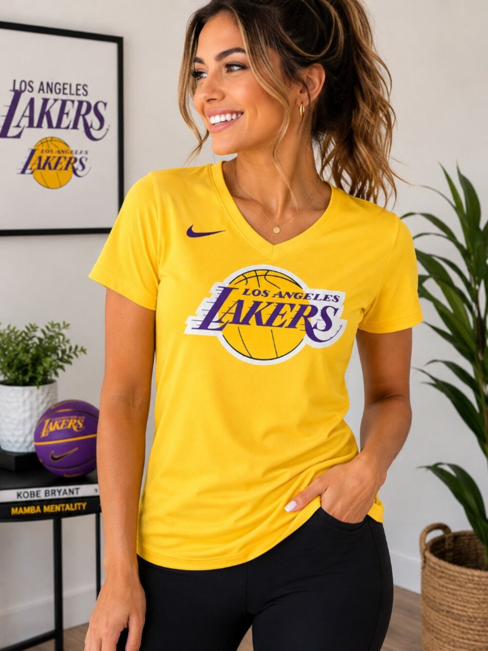 🔥💛🏀 Nike Los Angeles Lakers Dri-FIT T-Shirt – Women's Medium – NWT 🏀💜🔥